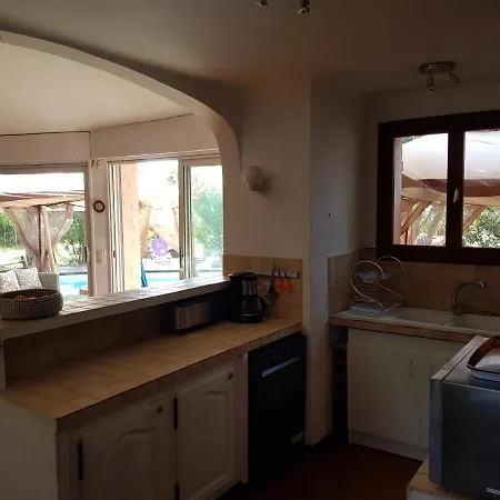 Splendide Piscine Chauffee Avec Piscine 5 Mn A Pied De La